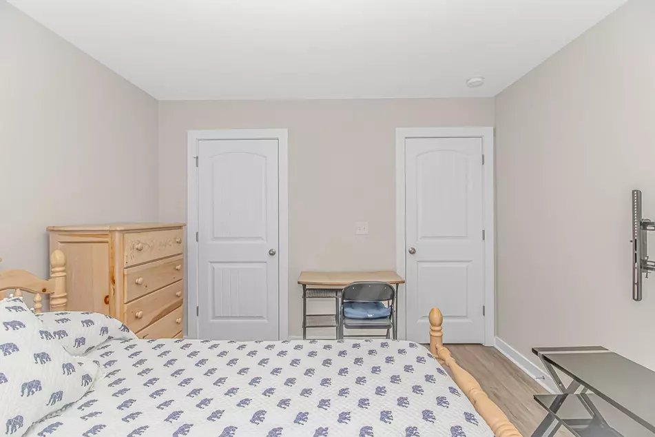 1430 Heirloom Dr, photo 9