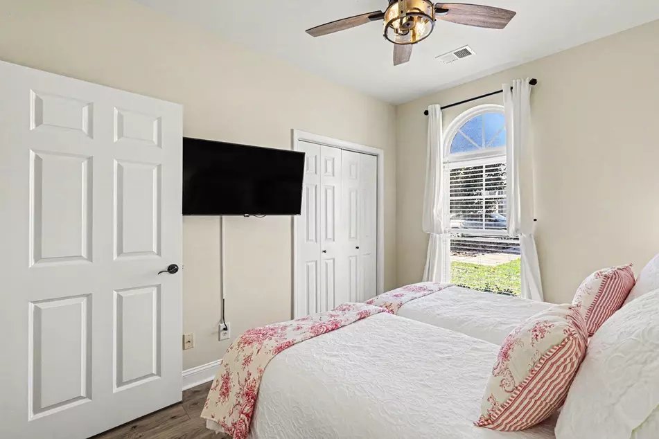 200 Portsmith Dr #1, photo 12