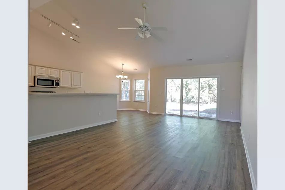 256 McKendree Dr, photo 2