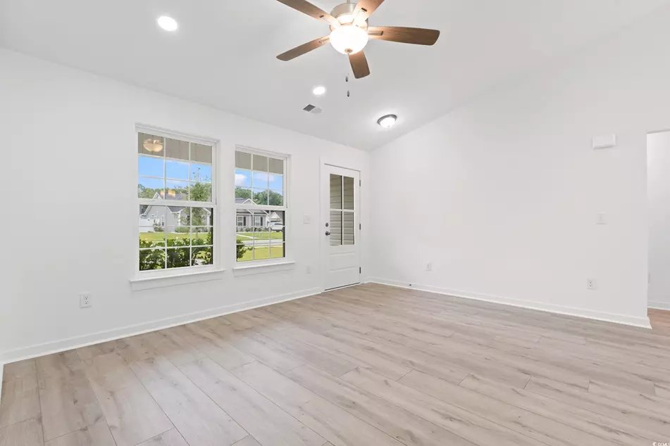 2827 Biscane Ct, photo 2