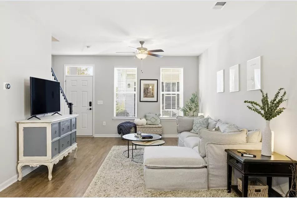 3557 Bristol Ln, photo 7