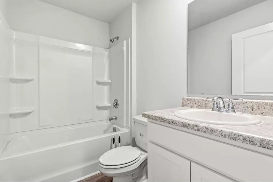 392 Spruce Pine Way, photo 2