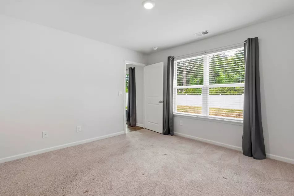 392 Spruce Pine Way, photo 8