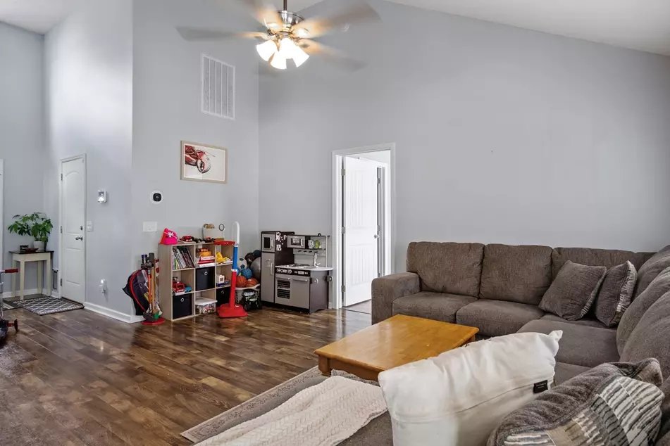 405 Beulah Cir, photo 5