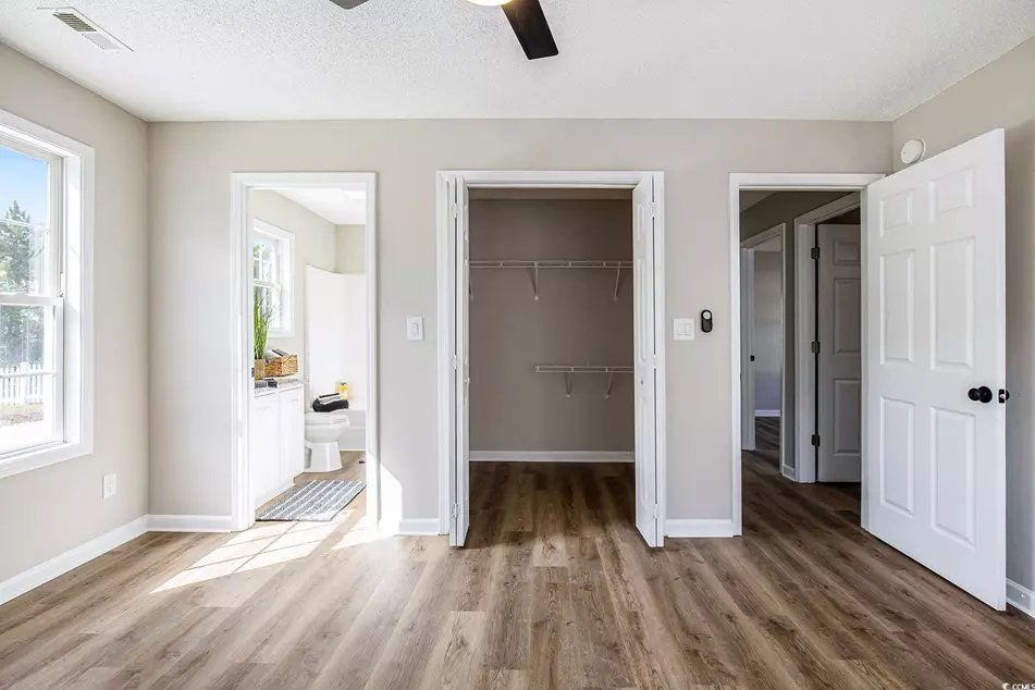 424 Wallingford Cir, photo 4