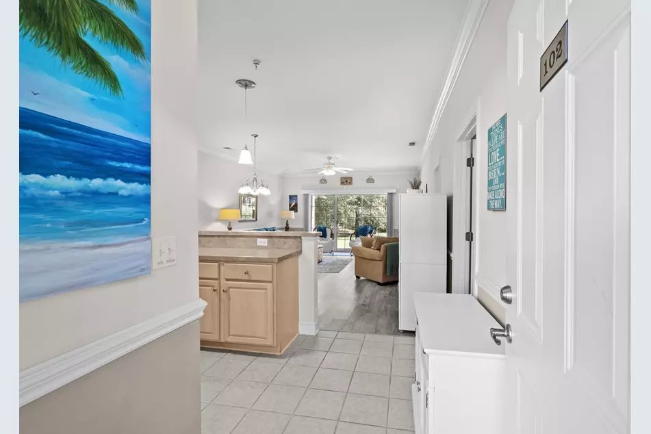 4872 Dahila Ct #102, photo 3