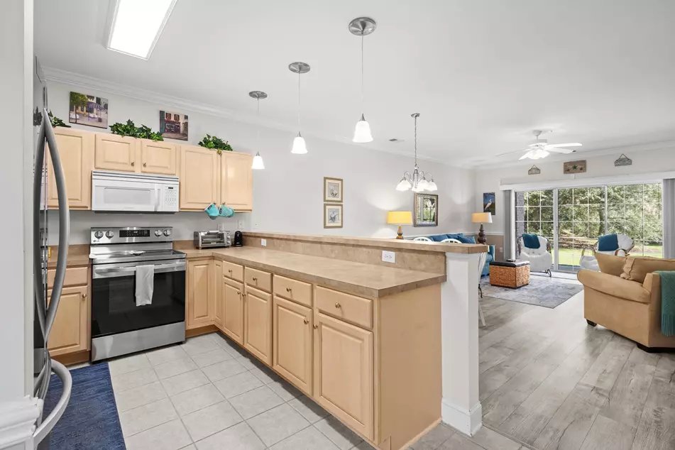 4872 Dahila Ct #102, photo 9