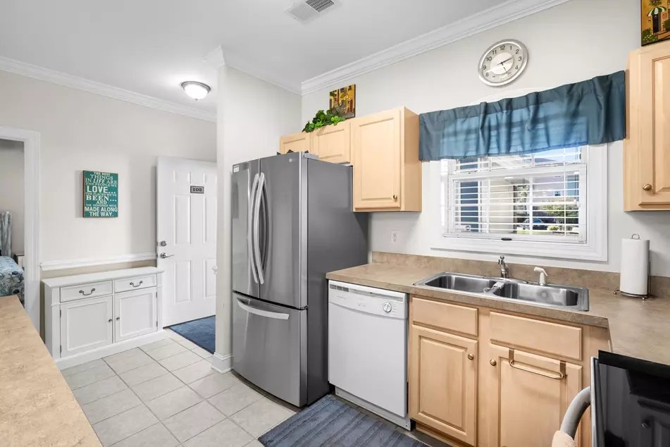 4872 Dahila Ct #102, photo 10