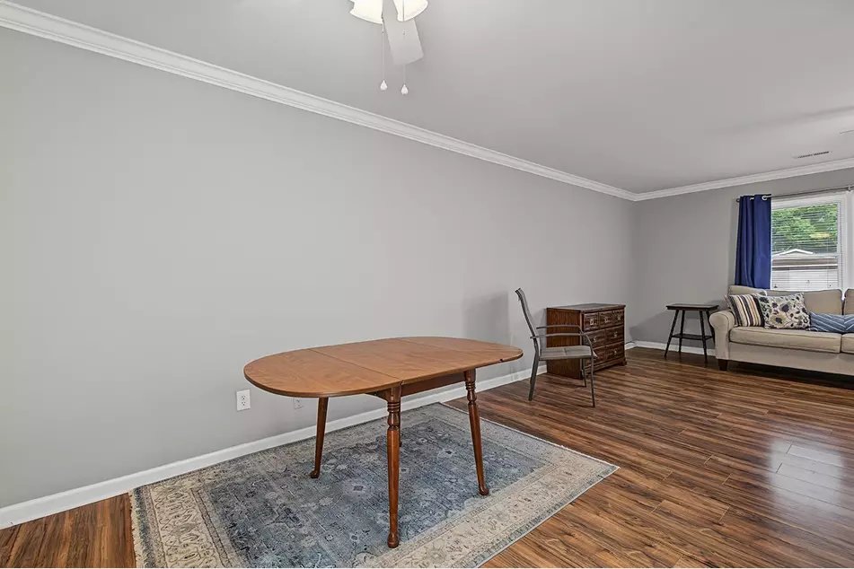 5660 Dogwood Cir, photo 7