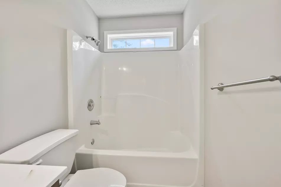 961 Castlewood Dr, photo 9