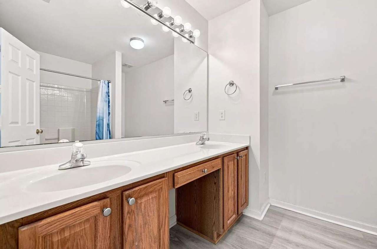 1282 Harvester Cir, photo 21