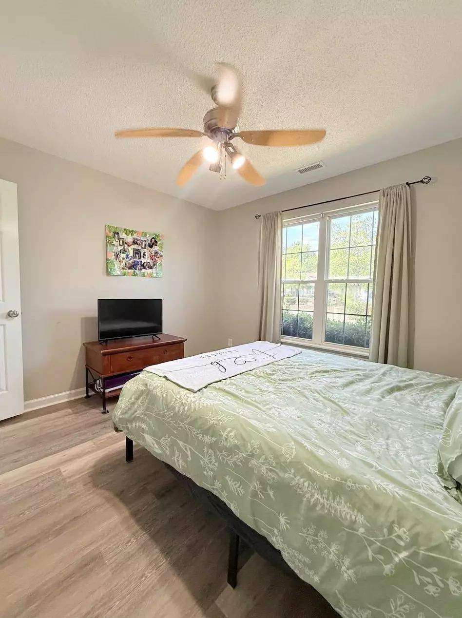 130 Country Manor Dr #A, photo 7