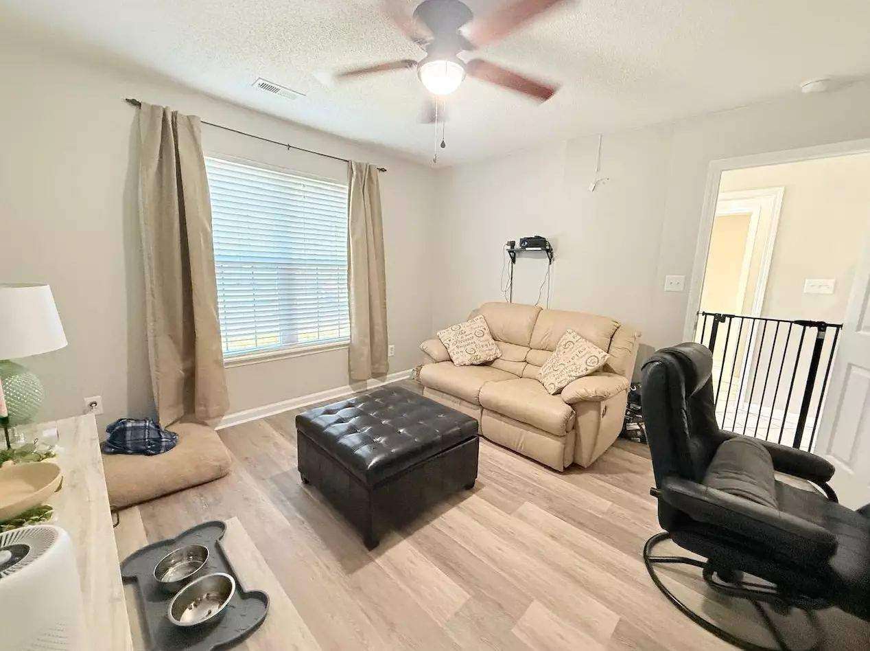 130 Country Manor Dr #A, photo 10