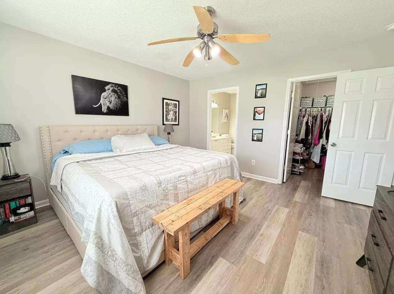 130 Country Manor Dr #A, photo 30