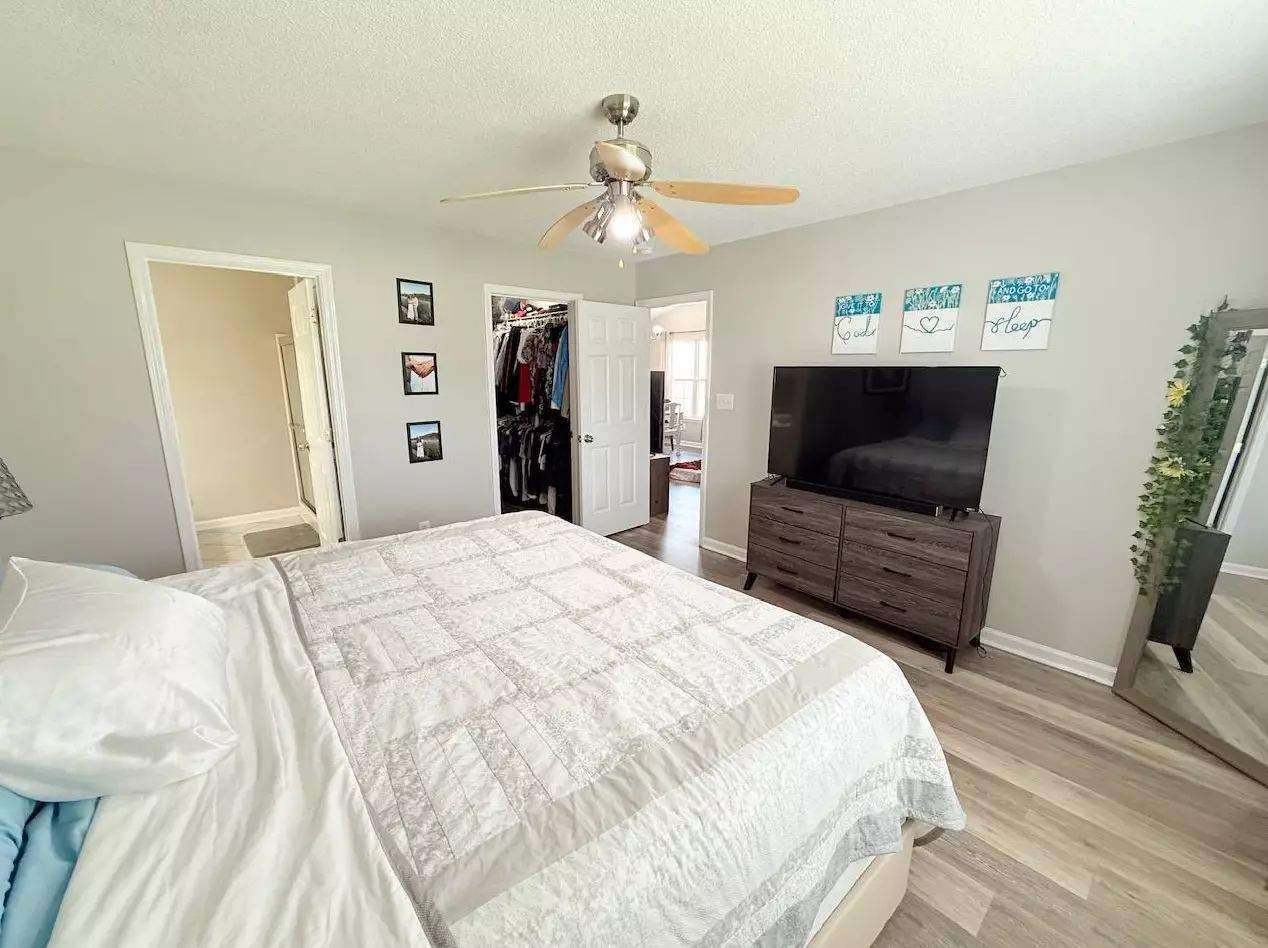 130 Country Manor Dr #A, photo 31