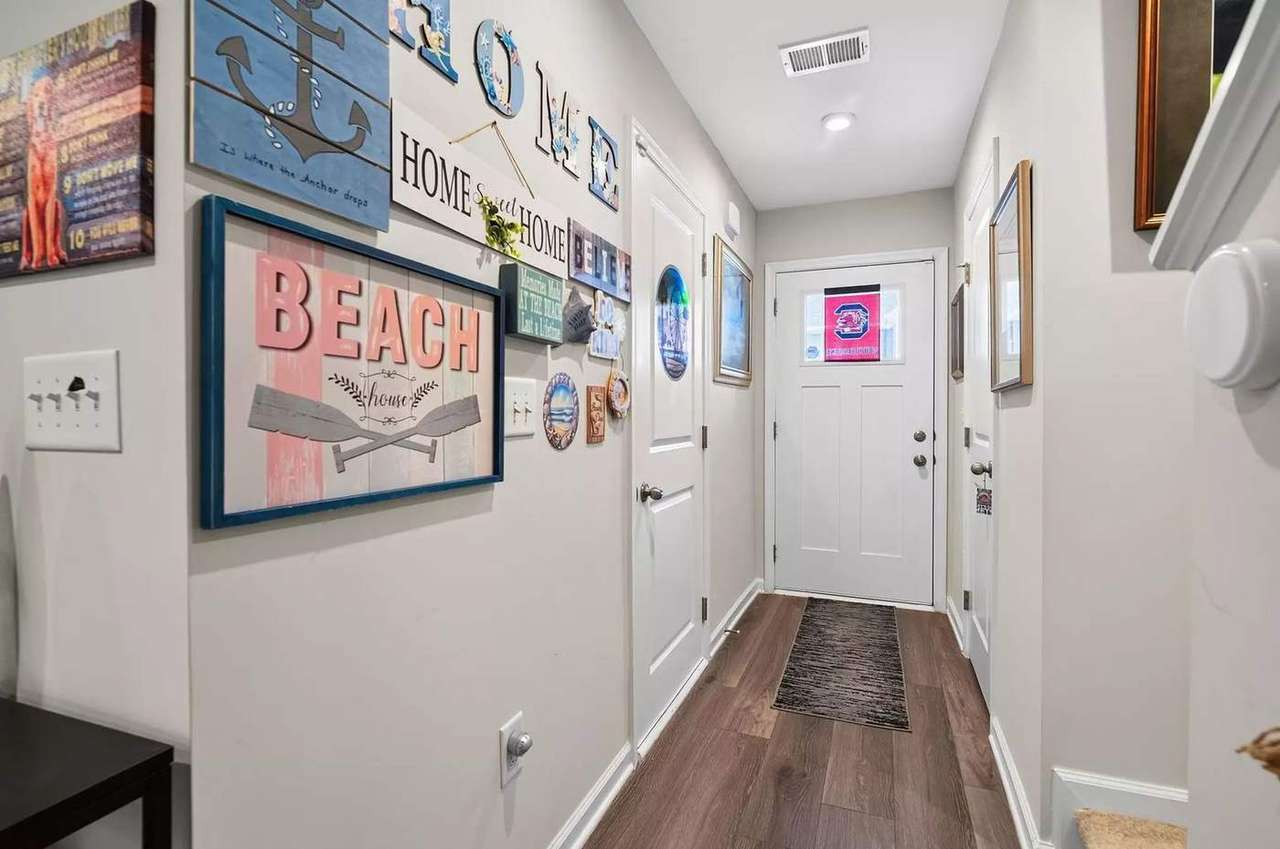 150 Villa Grande St #A, photo 2