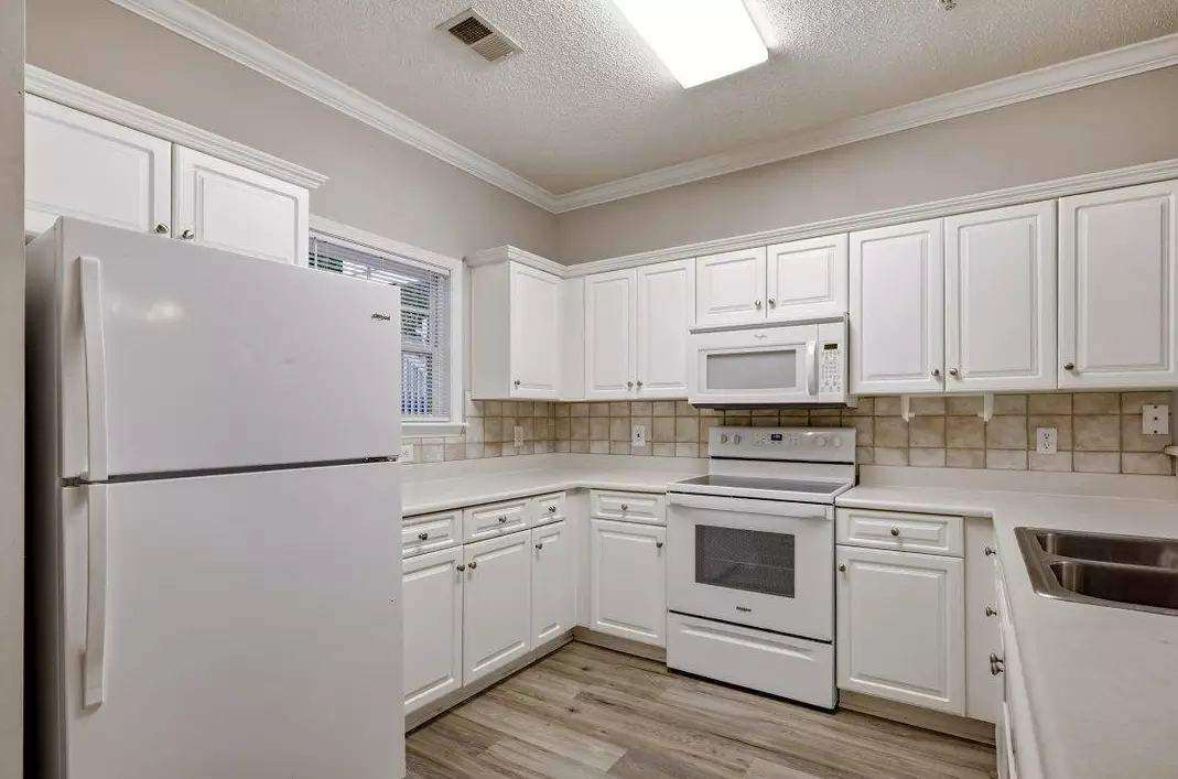 302 Kiskadee Loop Unit B, photo 3