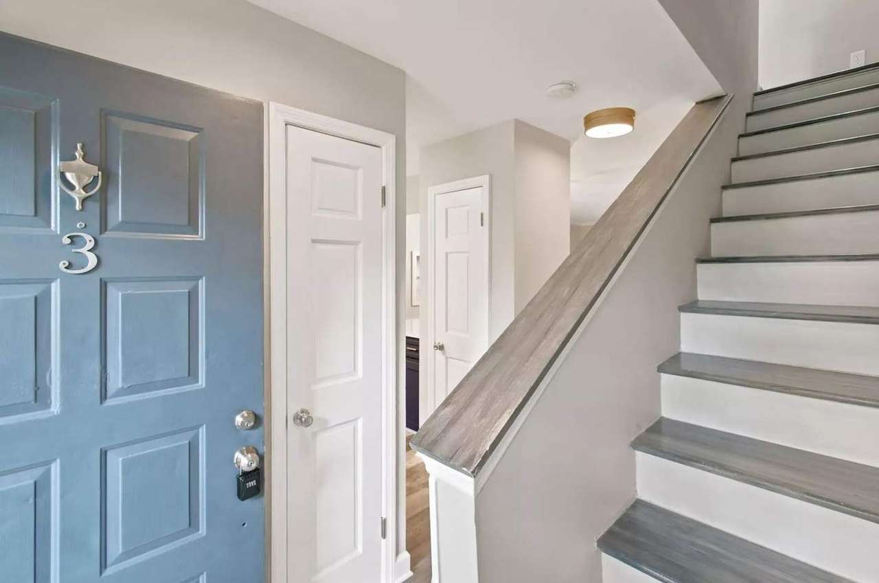 504 30th Ave N #3, photo 3