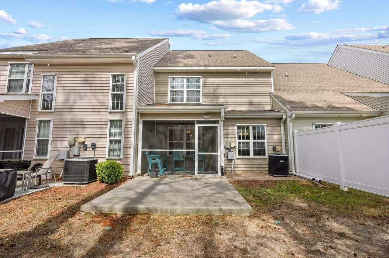 515 Riverward Dr, photo 32