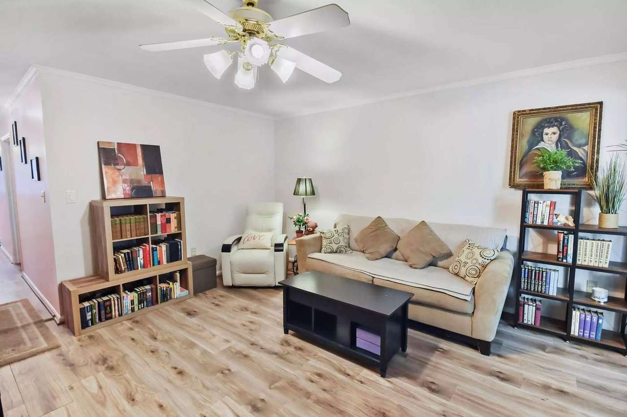601 37th Ave N Unit C, photo 9