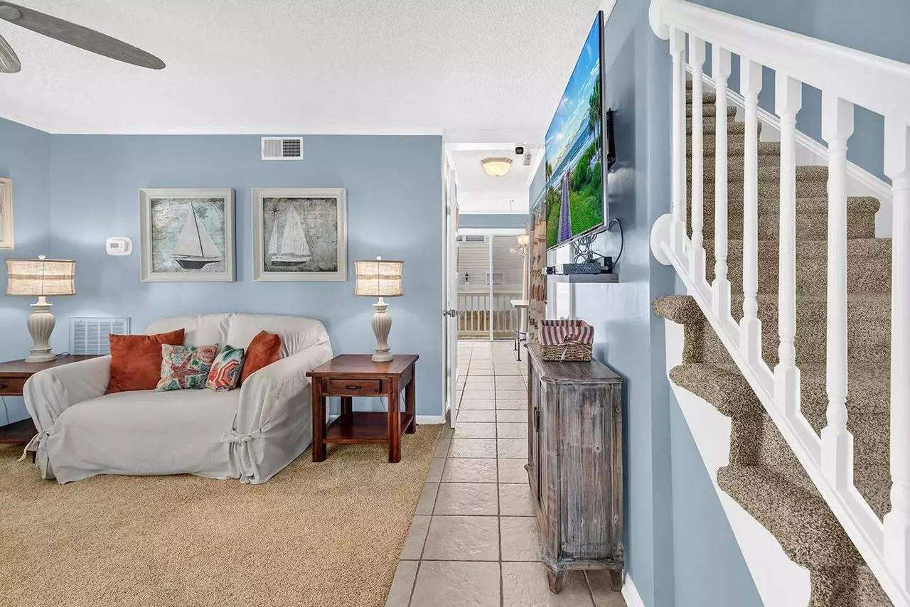 6702 Jefferson Pl B-1, photo 3