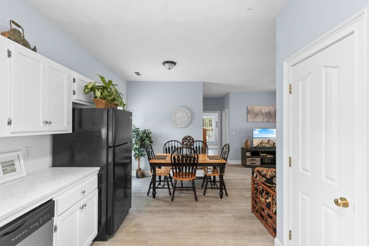 1508 Hillside Dr S, North Myrtle Beach, photo 8