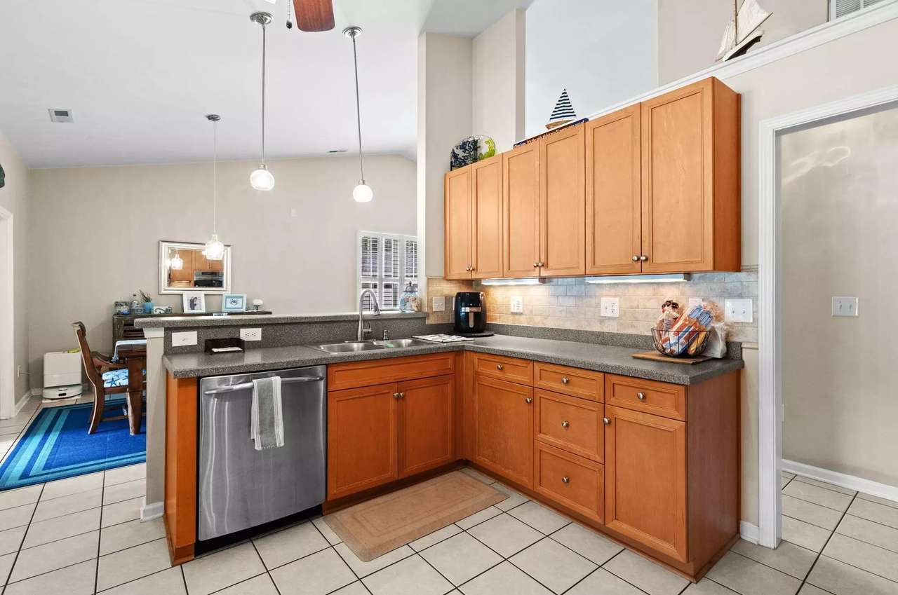 508 Coopers Hawk Ct, Myrtle Beach, photo 11