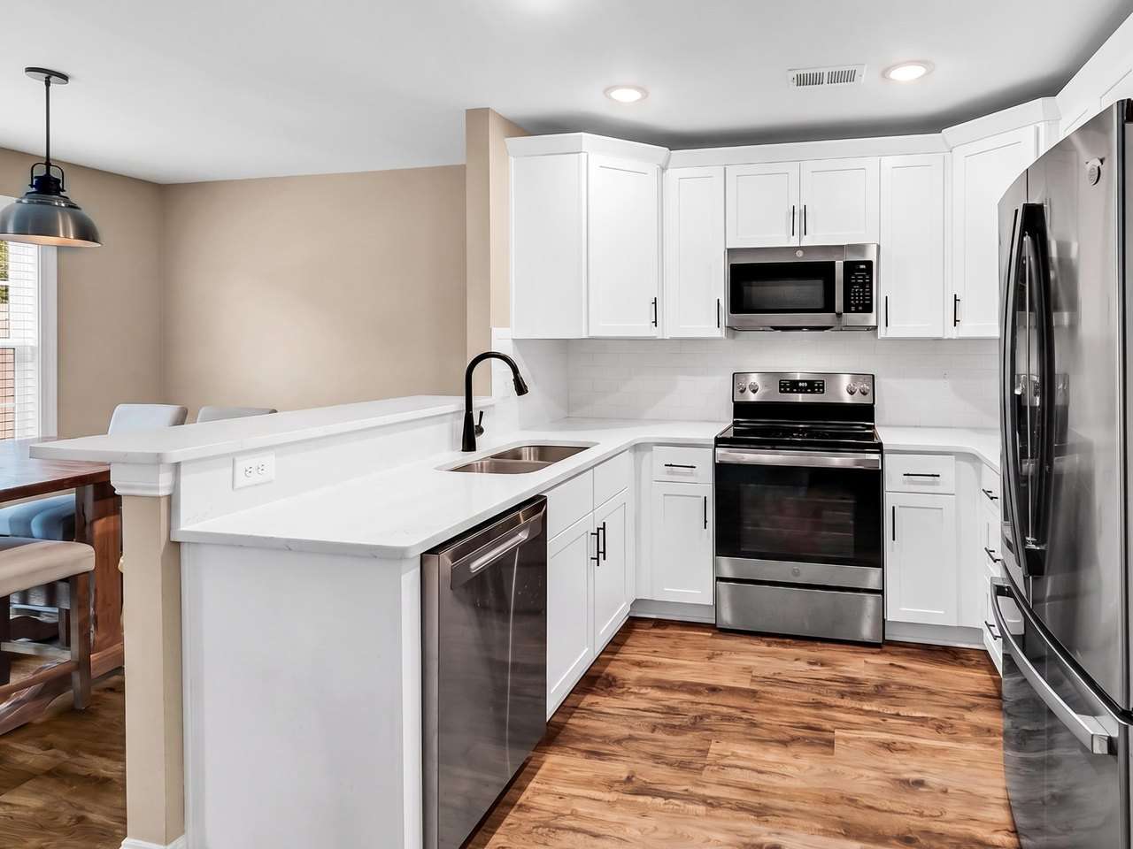 581 Bend Ave, Murrells Inlet, photo 3