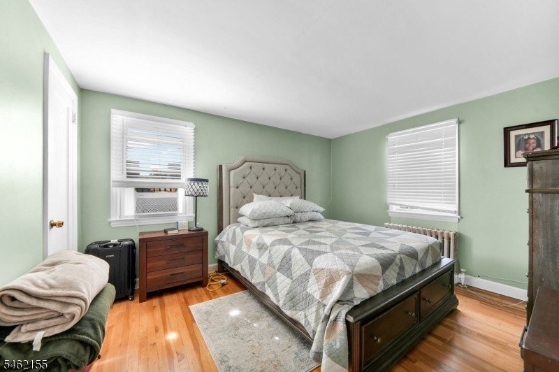 35 E 7th St, Clifton, photo 10